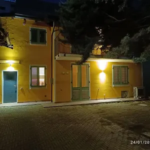 un-angolo-a-milano.it-lombardy.com/